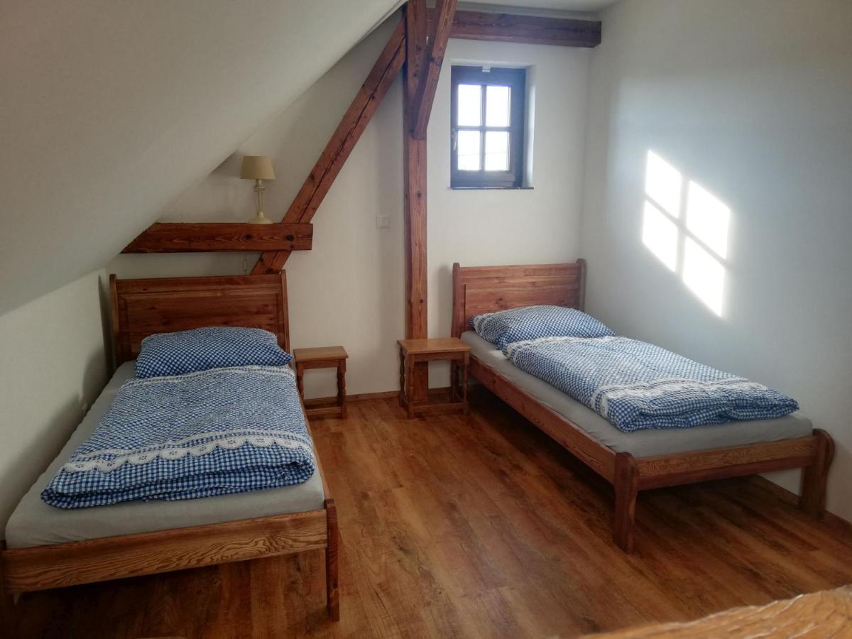 Penzion, Restaurace Jaro Vesin Brdy Rozmital pod Tremsinem Rom bilde