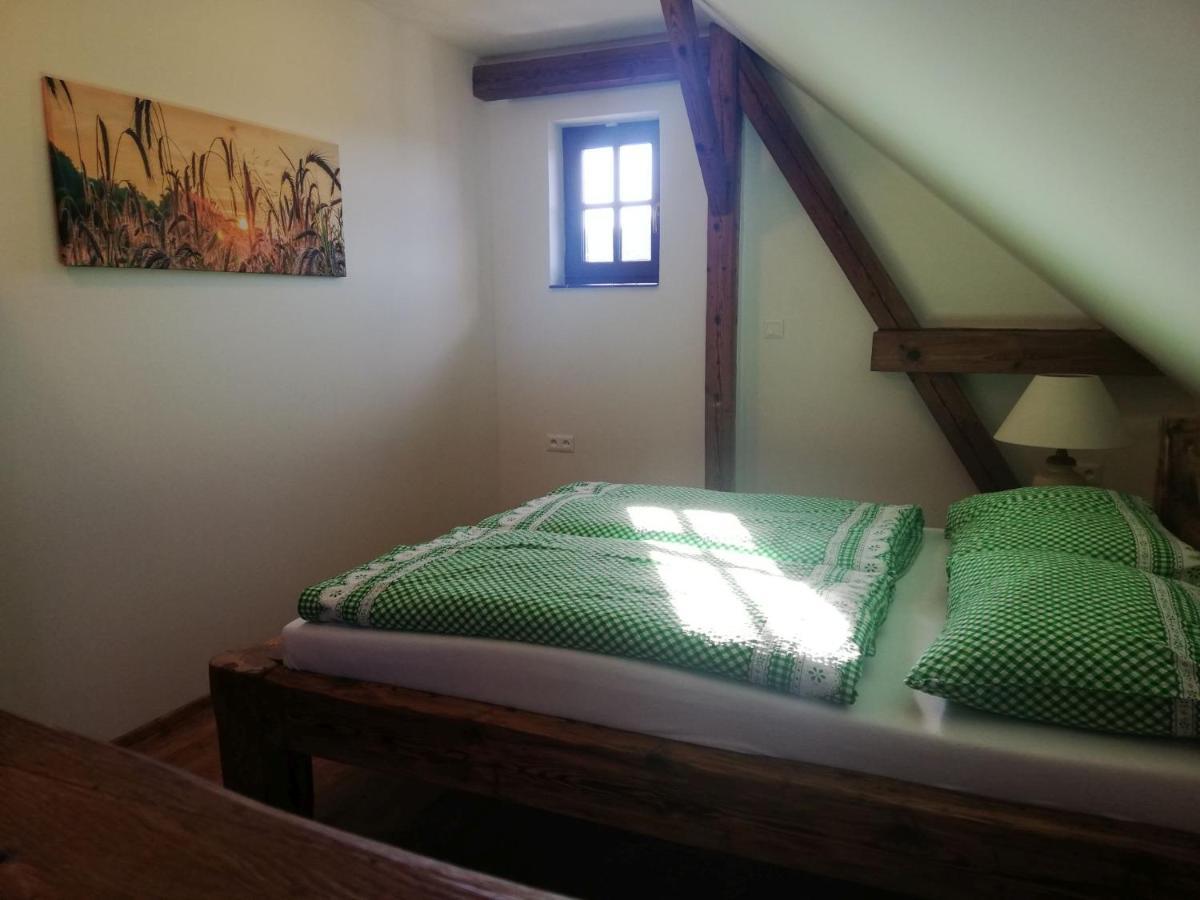 Penzion, Restaurace Jaro Vesin Brdy Rozmital pod Tremsinem Rom bilde